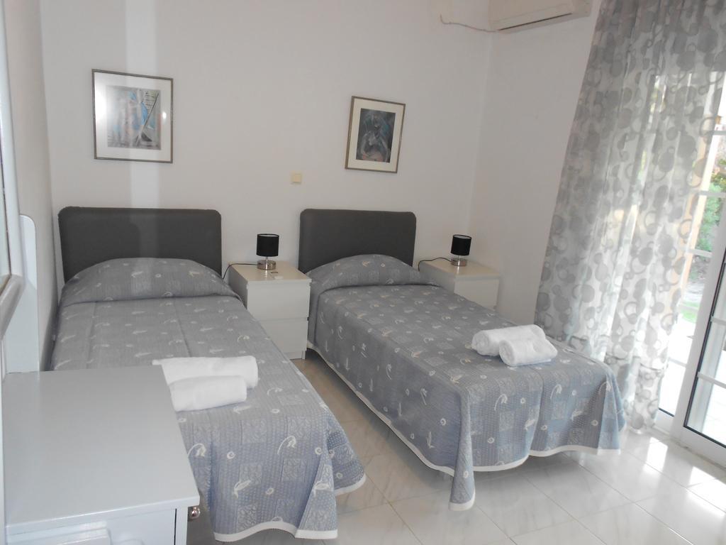 Gennadi Sea Maridina Villa エクステリア 写真